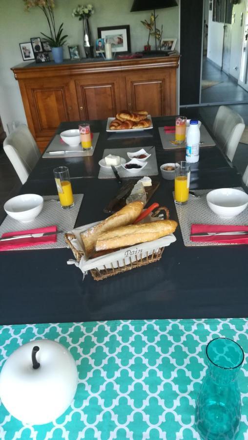 B&B Marianne-Jacky Lemans Montbizot Ngoại thất bức ảnh